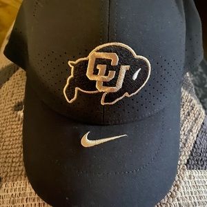 CU hat one size fits all. Only wore once.